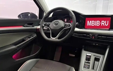 Volkswagen Golf VIII, 2021 год, 1 918 000 рублей, 12 фотография