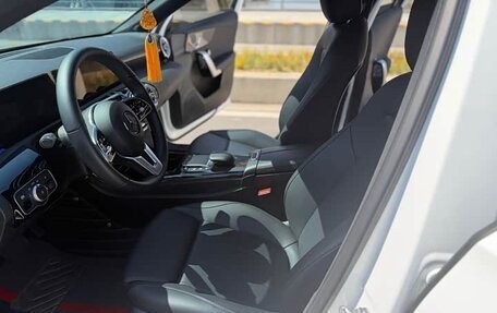 Mercedes-Benz A-Класс, 2022 год, 1 400 000 рублей, 5 фотография