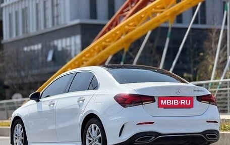 Mercedes-Benz A-Класс, 2022 год, 1 400 000 рублей, 3 фотография