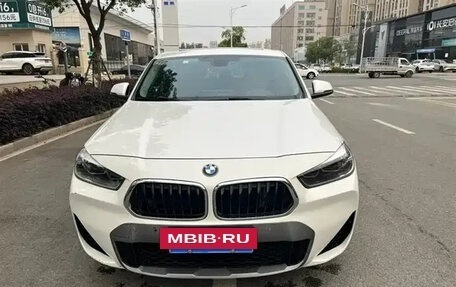 BMW X2, 2022 год, 1 980 000 рублей, 2 фотография