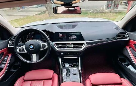BMW 3 серия, 2022 год, 2 300 000 рублей, 6 фотография