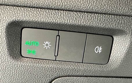 Skoda Octavia IV, 2023 год, 2 175 000 рублей, 17 фотография