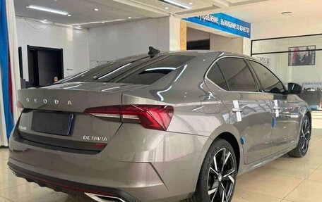 Skoda Octavia IV, 2022 год, 1 635 000 рублей, 6 фотография