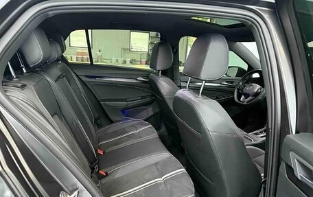 Volkswagen Golf VIII, 2023 год, 1 900 000 рублей, 4 фотография