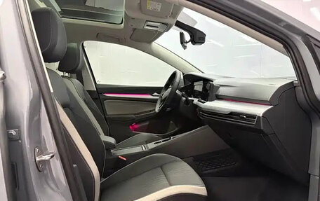 Volkswagen Golf VIII, 2023 год, 2 016 000 рублей, 9 фотография