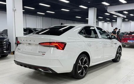 Skoda Octavia IV, 2022 год, 1 850 000 рублей, 3 фотография