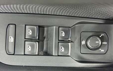 Skoda Octavia IV, 2022 год, 1 850 000 рублей, 16 фотография