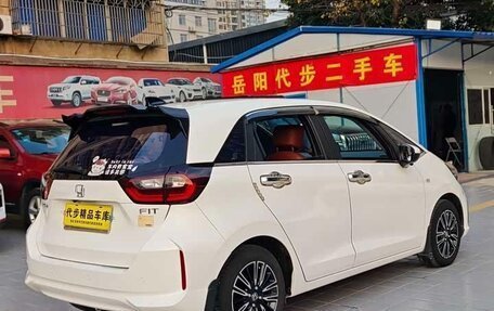 Honda Fit, 2022 год, 970 004 рублей, 8 фотография