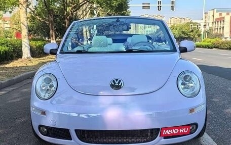 Volkswagen Beetle, 2010 год, 1 660 333 рублей, 2 фотография