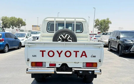 Toyota Land Cruiser 70, 2026 год, 8 850 000 рублей, 5 фотография