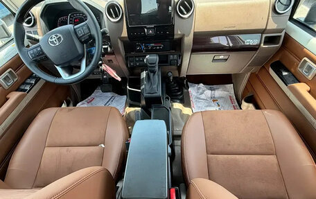 Toyota Land Cruiser 70, 2026 год, 8 850 000 рублей, 17 фотография