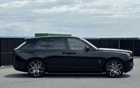 Rolls-Royce Cullinan, 2025 год, 55 000 000 рублей, 5 фотография