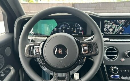 Rolls-Royce Cullinan, 2025 год, 55 000 000 рублей, 10 фотография