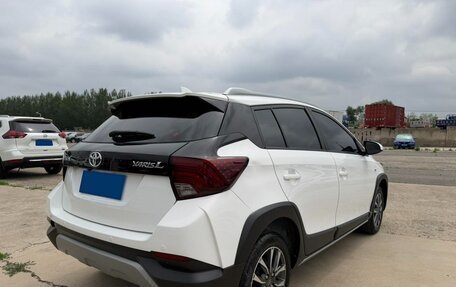 Toyota Yaris, 2022 год, 1 320 000 рублей, 7 фотография