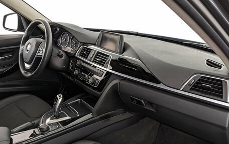 BMW 3 серия, 2018 год, 2 290 000 рублей, 13 фотография