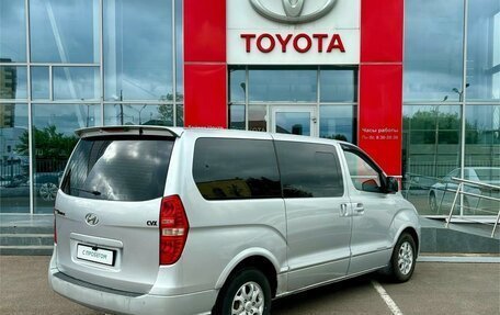 Hyundai Grand Starex Grand Starex I рестайлинг 2, 2010 год, 955 000 рублей, 5 фотография