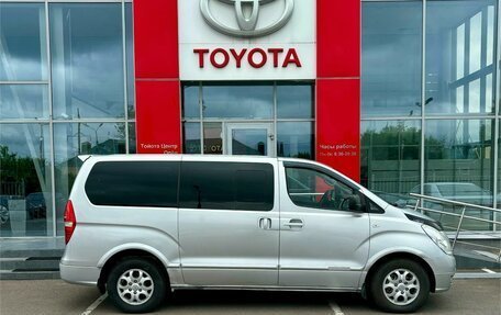 Hyundai Grand Starex Grand Starex I рестайлинг 2, 2010 год, 955 000 рублей, 4 фотография
