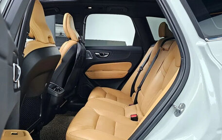 Volvo XC60 II, 2022 год, 4 800 000 рублей, 17 фотография