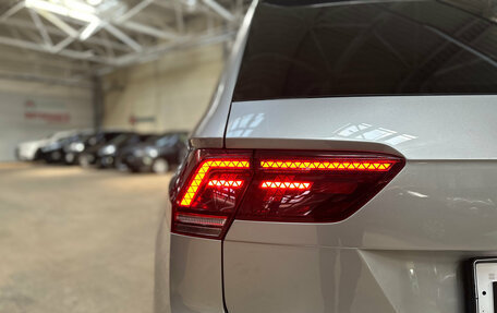 Volkswagen Tiguan II, 2018 год, 2 690 000 рублей, 9 фотография