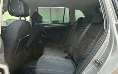 Volkswagen Tiguan II, 2018 год, 2 690 000 рублей, 15 фотография