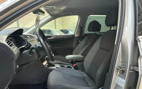 Volkswagen Tiguan II, 2018 год, 2 690 000 рублей, 14 фотография