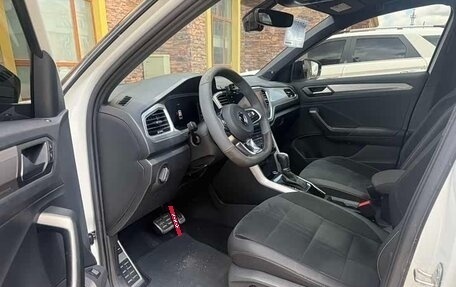 Volkswagen T-Roc I, 2022 год, 1 850 311 рублей, 13 фотография