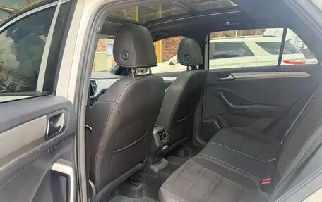 Volkswagen T-Roc I, 2022 год, 1 850 311 рублей, 24 фотография