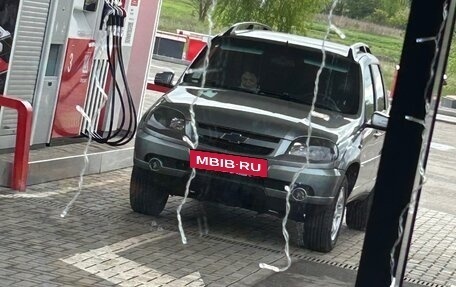 Chevrolet Niva I рестайлинг, 2010 год, 550 000 рублей, 6 фотография