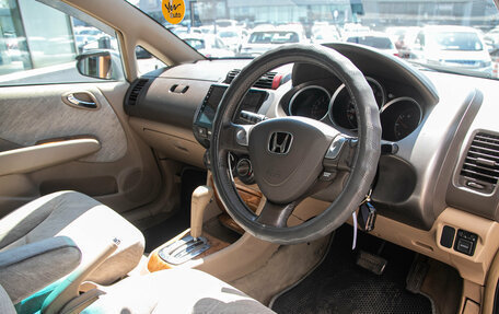 Honda Fit Aria, 2005 год, 258 000 рублей, 18 фотография