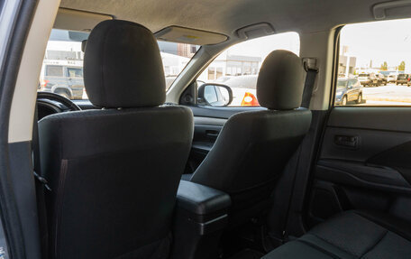 Mitsubishi Outlander III рестайлинг 3, 2012 год, 1 200 000 рублей, 11 фотография
