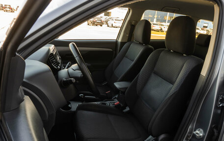 Mitsubishi Outlander III рестайлинг 3, 2012 год, 1 200 000 рублей, 10 фотография