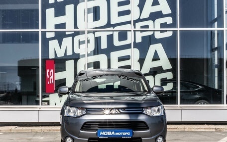 Mitsubishi Outlander III рестайлинг 3, 2012 год, 1 200 000 рублей, 3 фотография