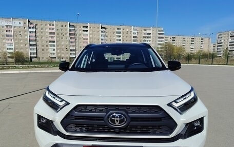 Toyota RAV4, 2025 год, 3 900 000 рублей, 3 фотография