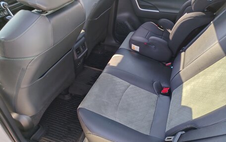 Toyota RAV4, 2025 год, 3 900 000 рублей, 15 фотография