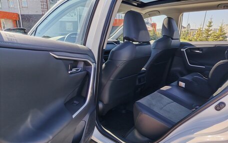 Toyota RAV4, 2025 год, 3 900 000 рублей, 14 фотография