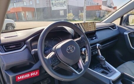 Toyota RAV4, 2025 год, 3 900 000 рублей, 12 фотография