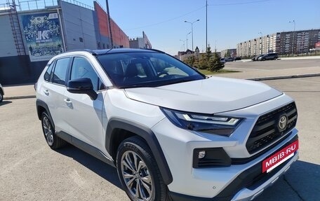 Toyota RAV4, 2025 год, 3 900 000 рублей, 19 фотография