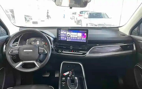 Haval H6, 2022 год, 1 415 000 рублей, 9 фотография