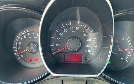 KIA Rio III рестайлинг, 2014 год, 950 000 рублей, 10 фотография