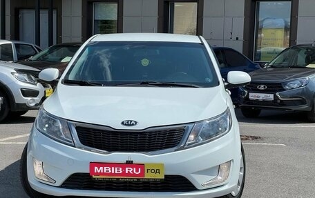 KIA Rio III рестайлинг, 2014 год, 950 000 рублей, 2 фотография