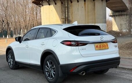 Mazda CX-4, 2022 год, 1 759 000 рублей, 4 фотография