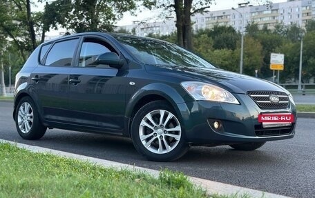 KIA cee'd I рестайлинг, 2008 год, 850 000 рублей, 4 фотография