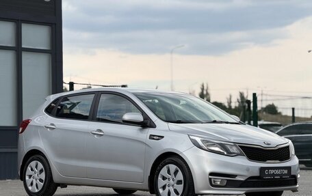KIA Rio III рестайлинг, 2016 год, 960 000 рублей, 3 фотография