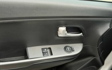 KIA Rio III рестайлинг, 2016 год, 960 000 рублей, 23 фотография