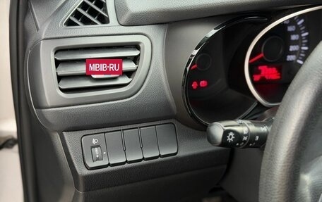 KIA Rio III рестайлинг, 2016 год, 960 000 рублей, 18 фотография