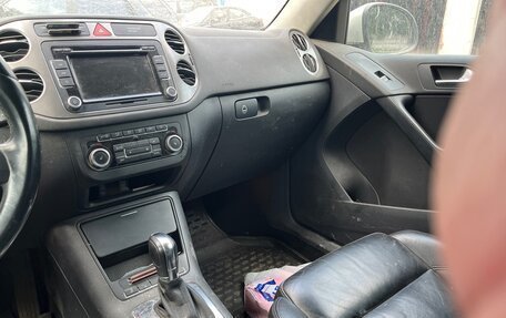 Volkswagen Tiguan I, 2011 год, 815 000 рублей, 3 фотография