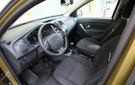 Renault Sandero II рестайлинг, 2015 год, 975 000 рублей, 11 фотография