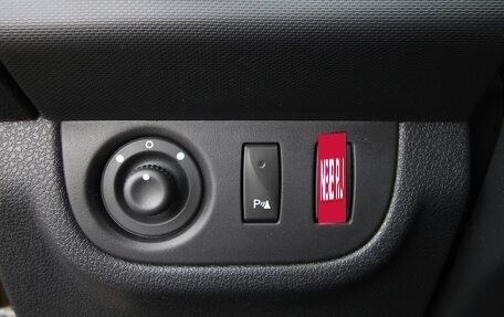 Renault Sandero II рестайлинг, 2015 год, 975 000 рублей, 21 фотография