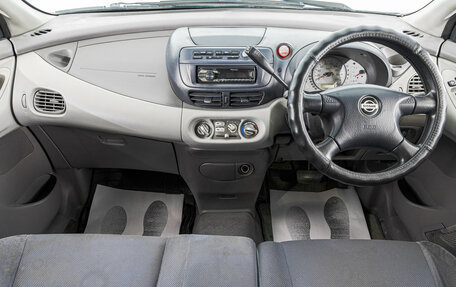Nissan Tino, 2002 год, 339 000 рублей, 8 фотография