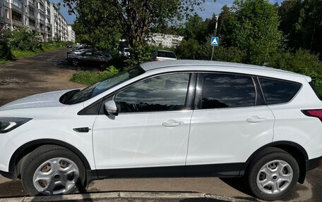 Ford Kuga III, 2017 год, 1 590 000 рублей, 2 фотография